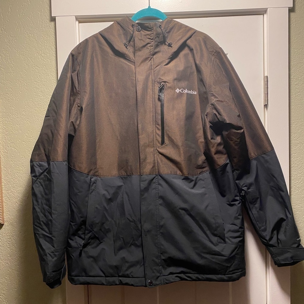 NWOT MENS COLUMBIA WARMING JACKET SIZE LARGE